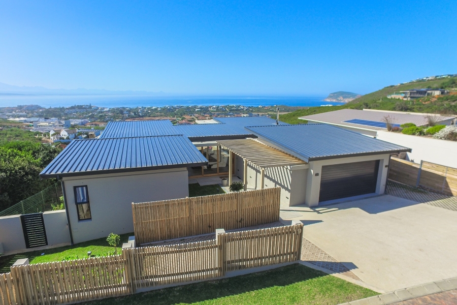 4 Bedroom Property for Sale in Whale Rock Hill Western Cape